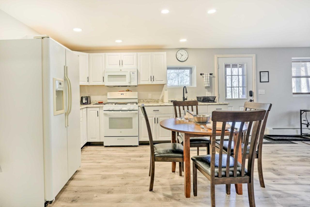 Charming Beacon Apt With Fire Pit Near Hiking! Extérieur photo