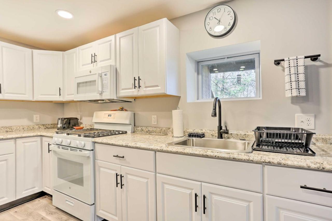 Charming Beacon Apt With Fire Pit Near Hiking! Extérieur photo